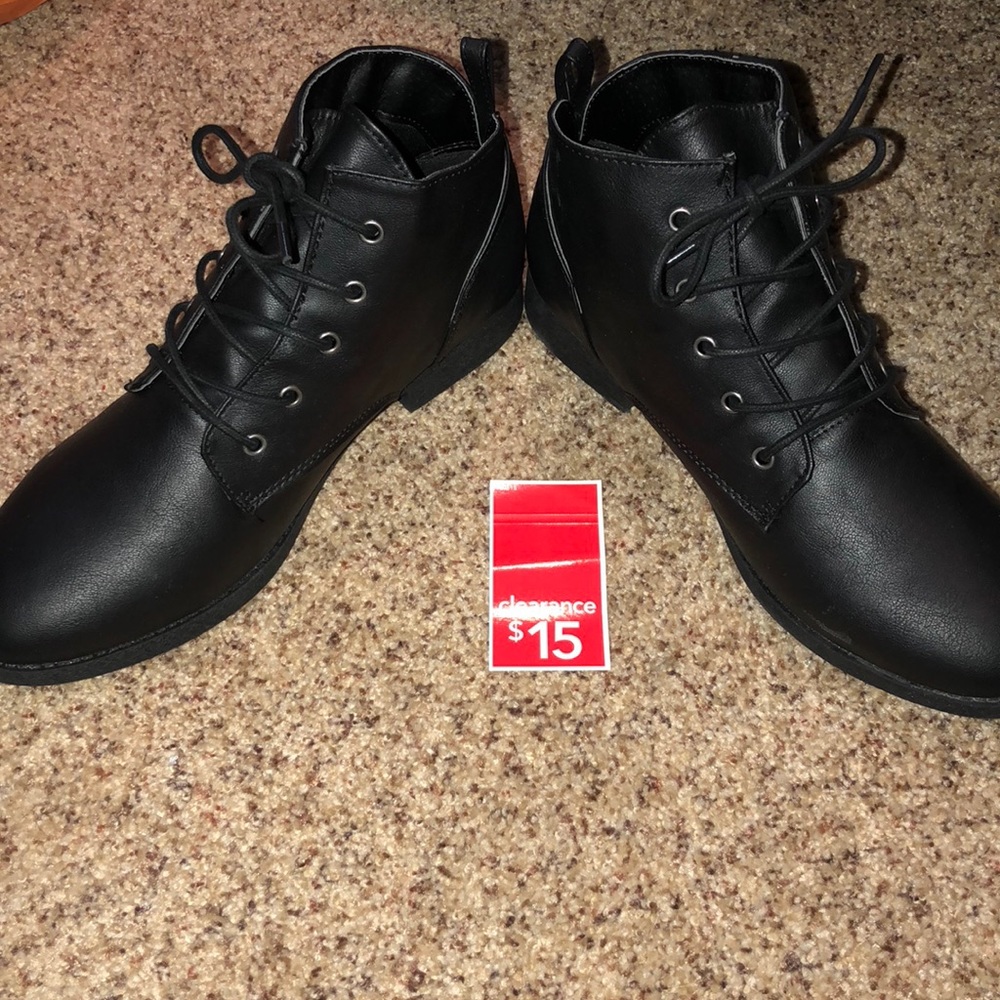 American eagle black ankle boots